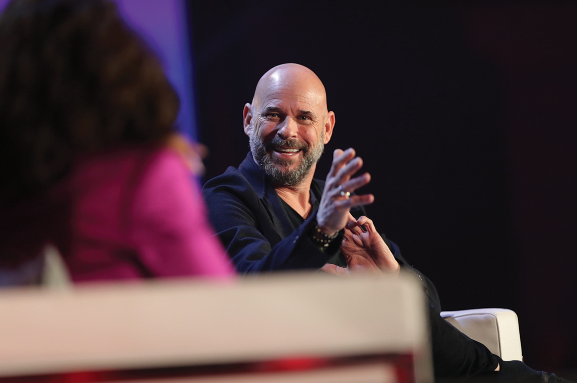 Blog Acclr - Guy Laliberté's three tips for success as a creative entrepreneur